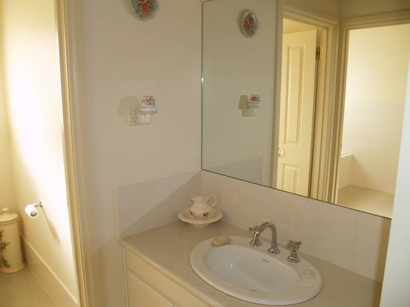 24 Mary Starr Drive, Waikerie SA 5330