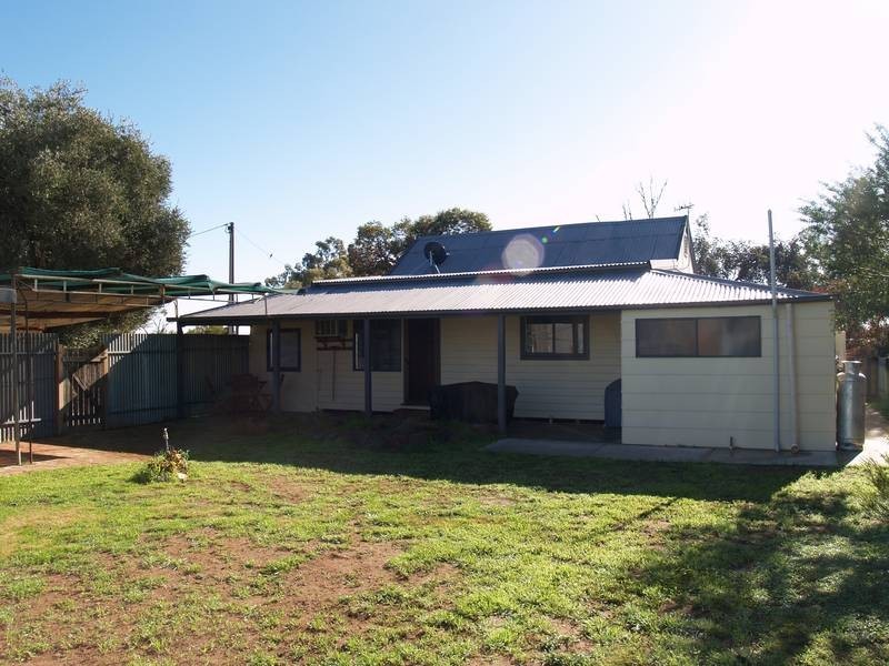 5 The Avenue, Waikerie SA 5330