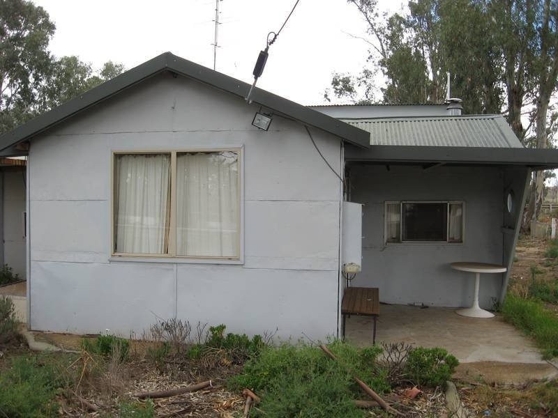 133 Page Drive, Blanchetown SA 5357