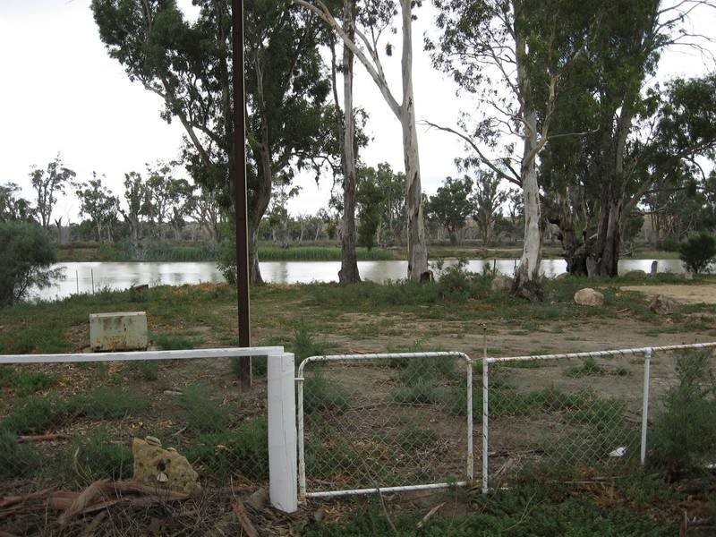 133 Page Drive, Blanchetown SA 5357