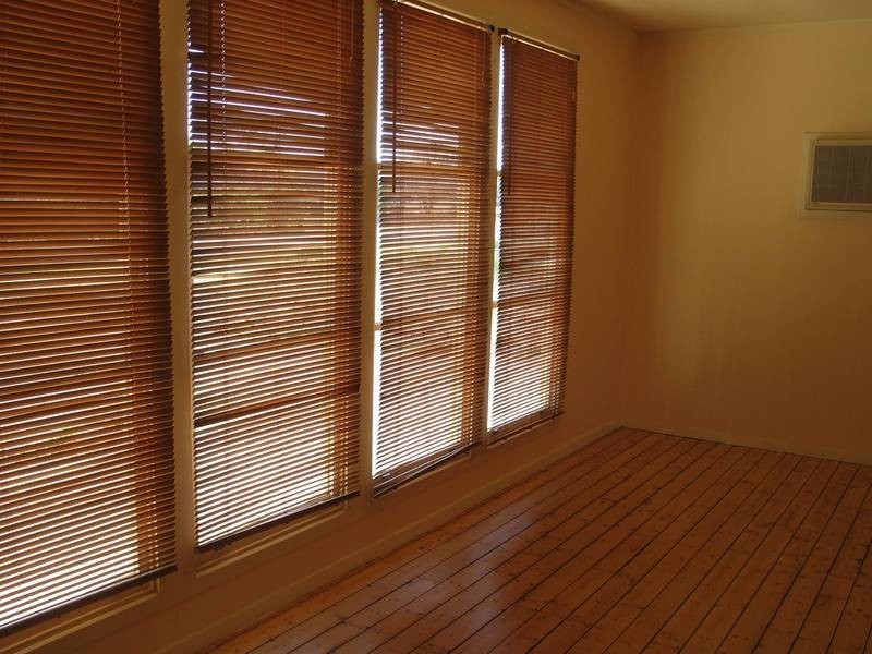 5 Lawrence Rd, Sunlands SA 5322