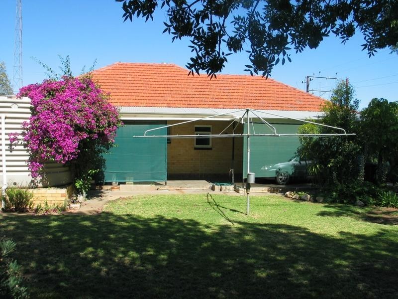 6 Starr St, Golden Heights SA 5322