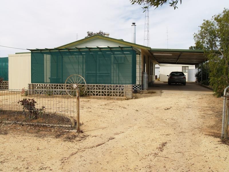 24 Dearden Tce, Cadell SA 5321