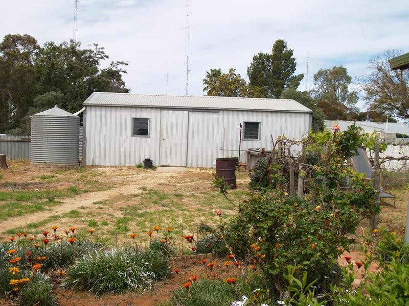 24 Dearden Tce, Cadell SA 5321