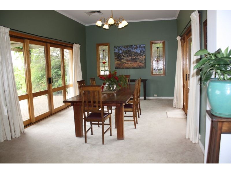 12958 Sturt Highway, Waikerie SA 5330