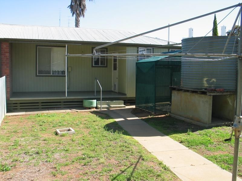 22 Jacobs Street, Waikerie SA 5330