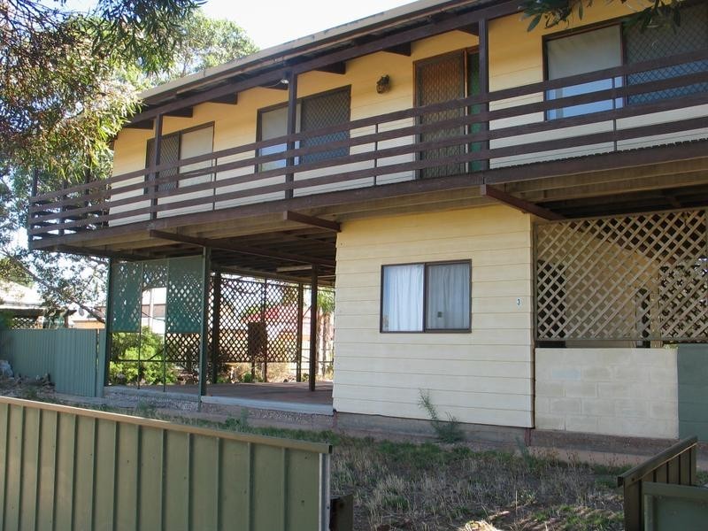 3 South West Terrace, Morgan SA 5320