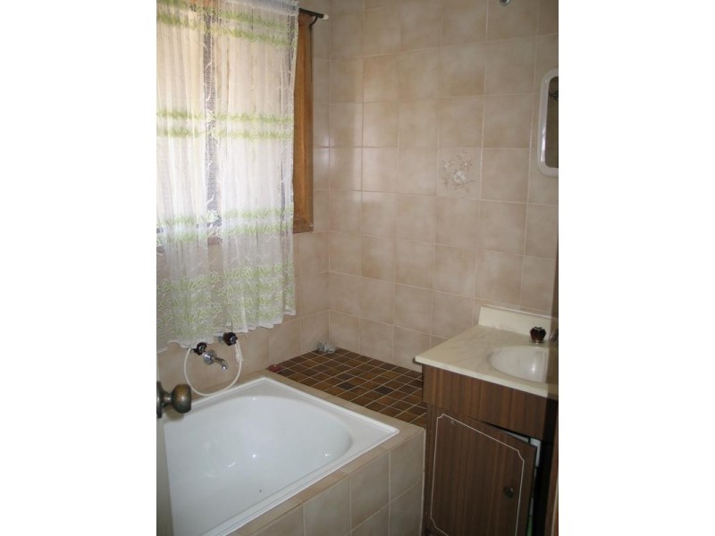 3 South West Terrace, Morgan SA 5320