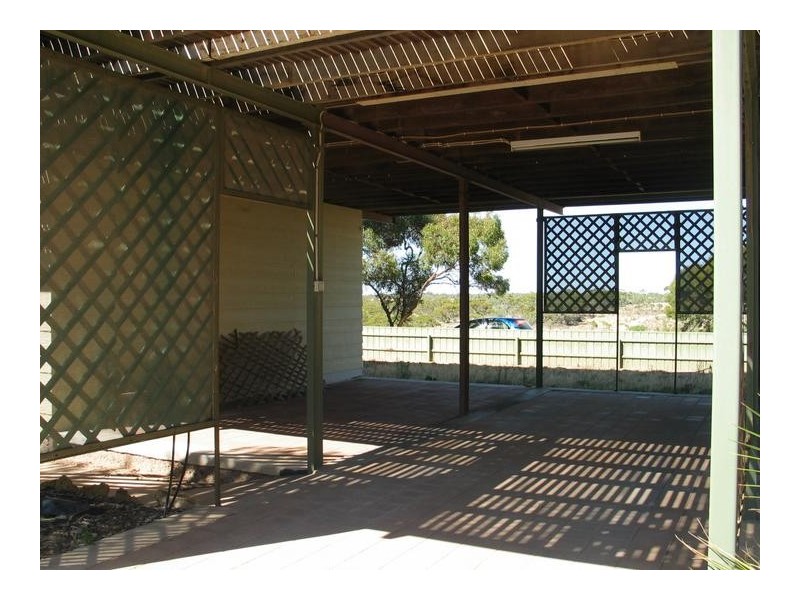 3 South West Terrace, Morgan SA 5320