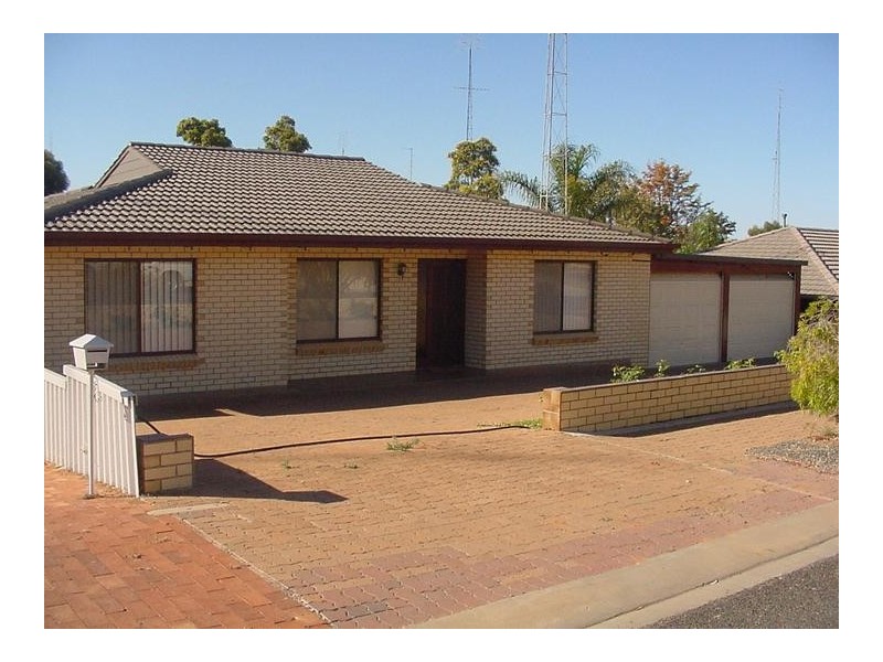 6 Marschall Street, Waikerie SA 5330