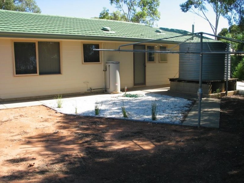 10 Smith Drive, Waikerie SA 5330