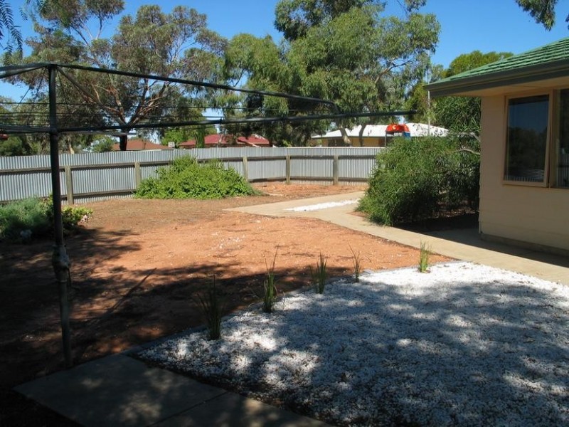 10 Smith Drive, Waikerie SA 5330