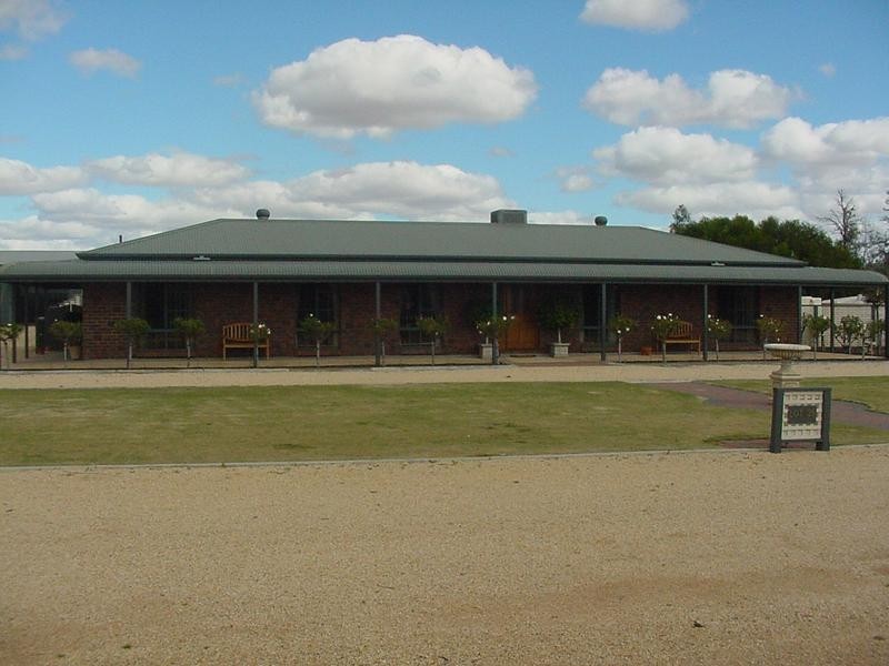 261 Playford Road, SUNLANDS, Waikerie SA 5330