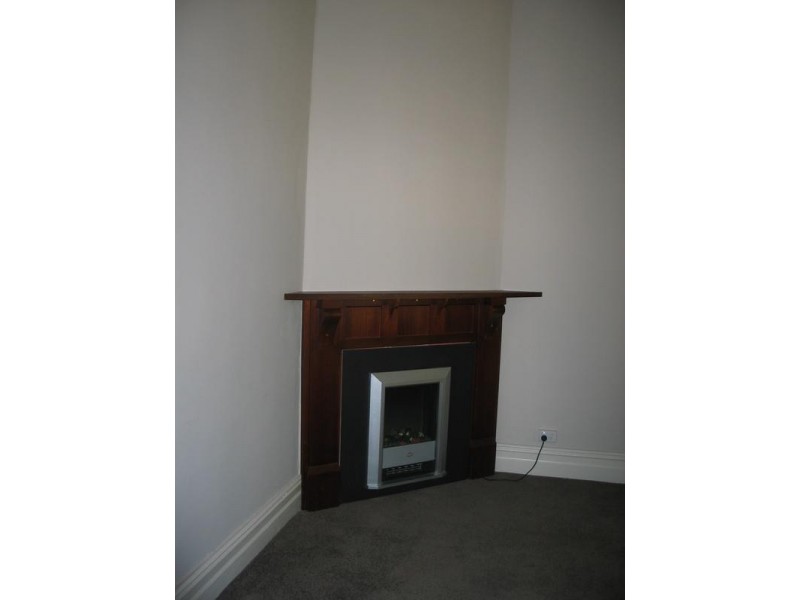 20 Peake Tce, Waikerie SA 5330