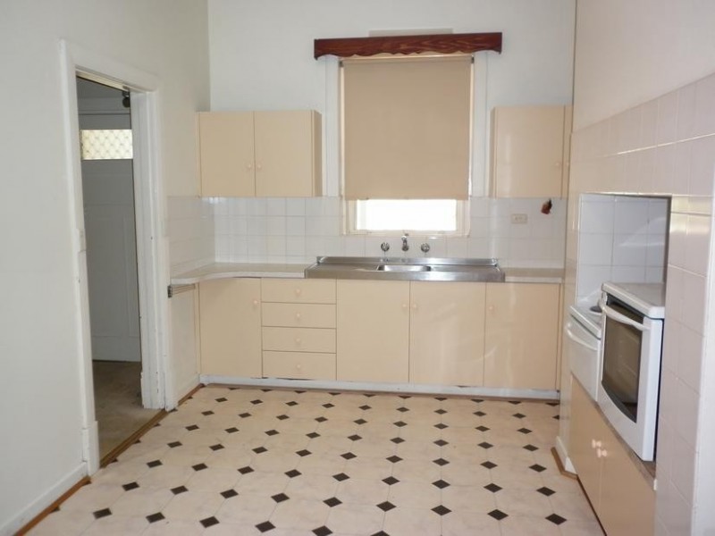 7 Coombe Tce, Waikerie SA 5330