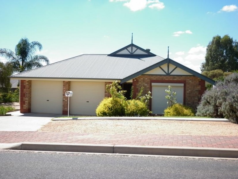 8 Mary Starr Drive, Waikerie SA 5330