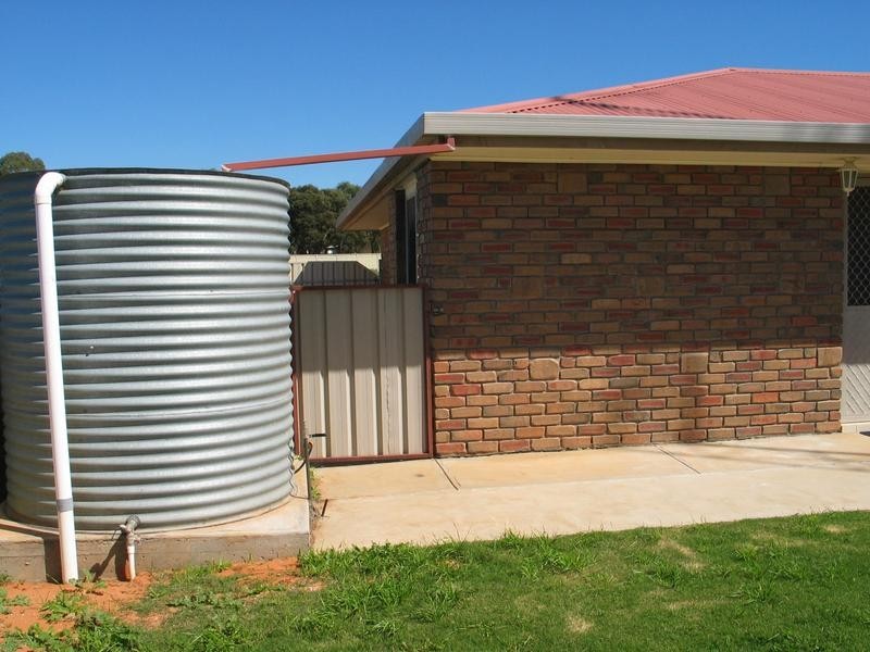 2A Fulwood St, Waikerie SA 5330