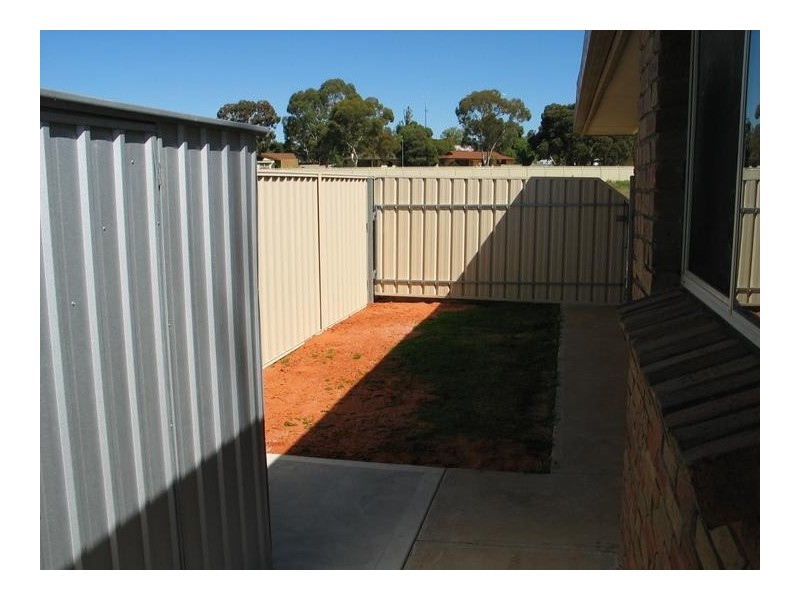 2A Fulwood St, Waikerie SA 5330