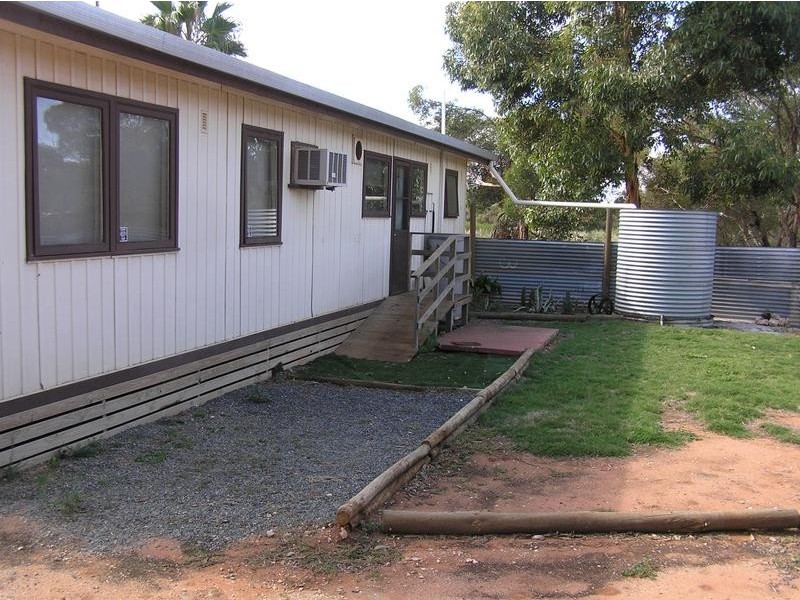 12526 Sturt Highway, Waikerie SA 5330