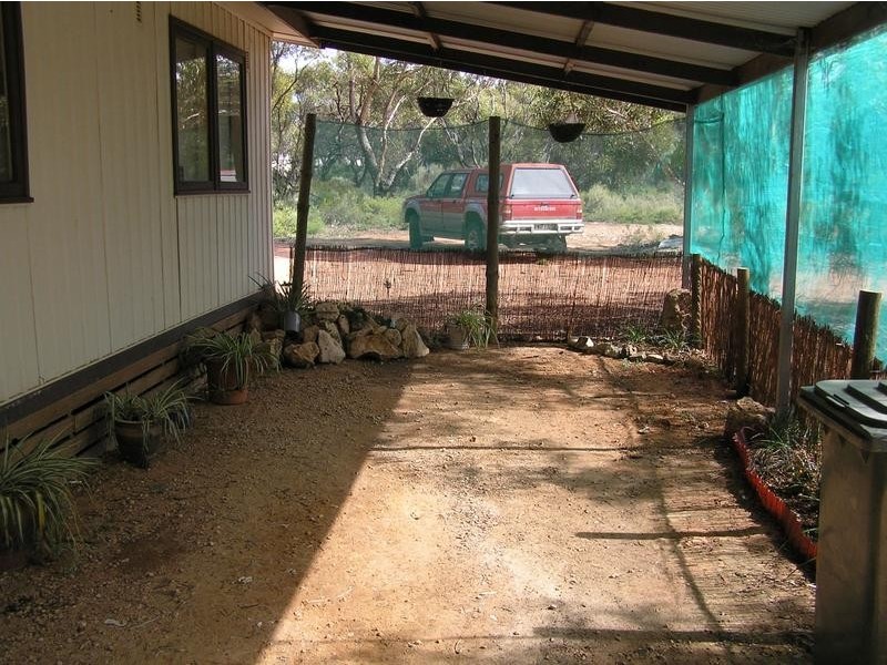 12526 Sturt Highway, Waikerie SA 5330