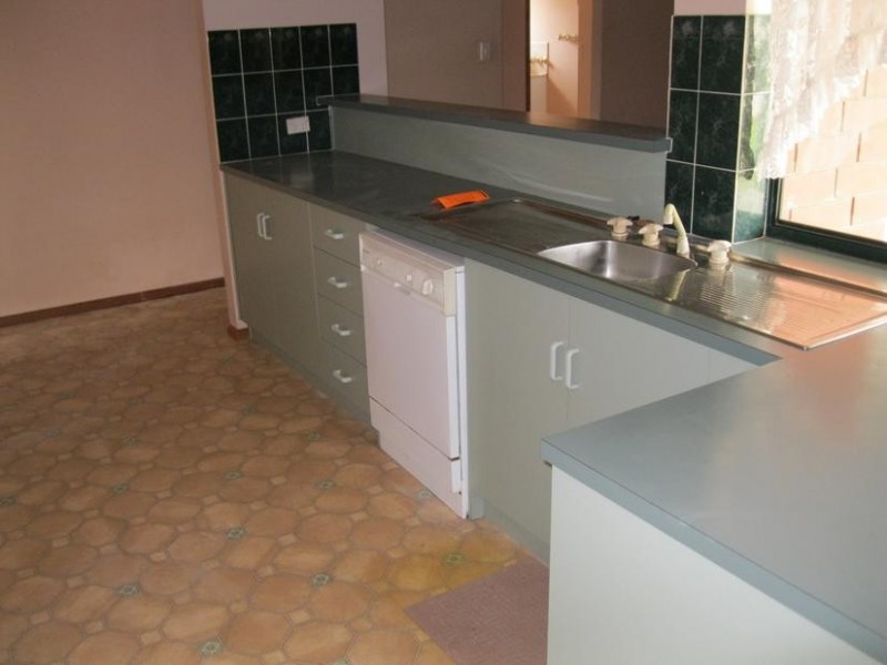 6 Edwards Crescent, Waikerie SA 5330