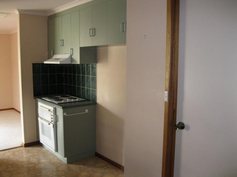 6 Edwards Crescent, Waikerie SA 5330