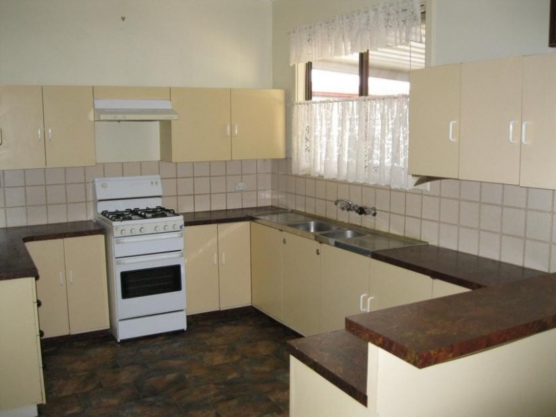 3 Matthew, Waikerie SA 5330