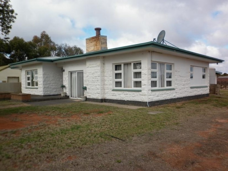 48 Baldock Rd, Waikerie SA 5330