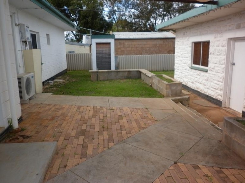 48 Baldock Rd, Waikerie SA 5330