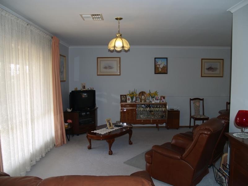 10 Mary Starr Drive, Waikerie SA 5330