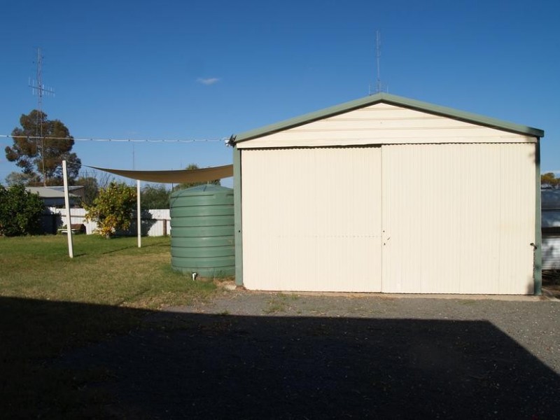 14 Third Street, Morgan SA 5320