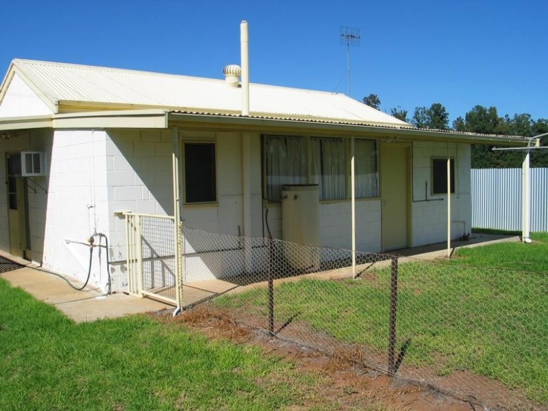 8 Emil Lochert Cres, Waikerie SA 5330