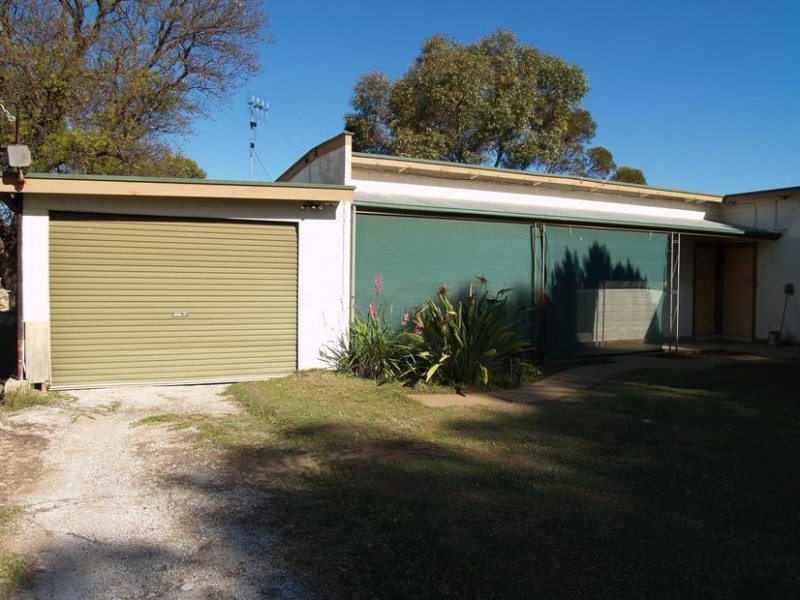 11 Old Blanchetown Road, Waikerie SA 5330