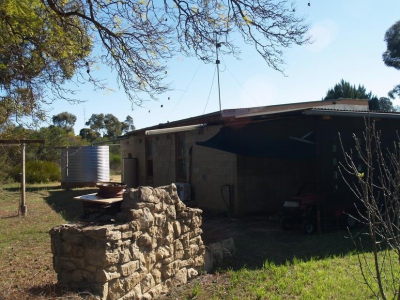 11 Old Blanchetown Road, Waikerie SA 5330