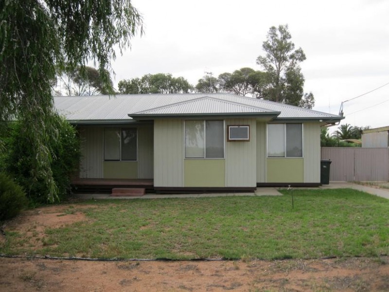 29 McCutcheon Street, Waikerie SA 5330