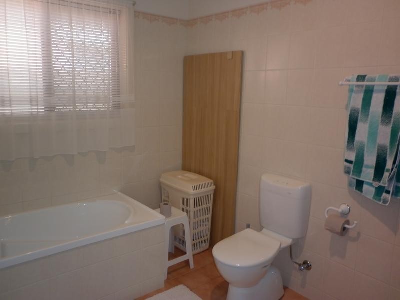 14 Edwards Cres, Waikerie SA 5330