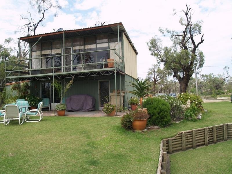 287 Pelican Point Road, Morgan SA 5320