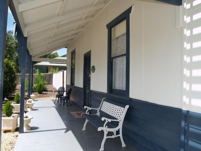 19 Kirby Street, Waikerie SA 5330