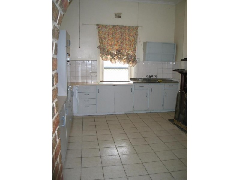 23 Fourth Street, Morgan SA 5320