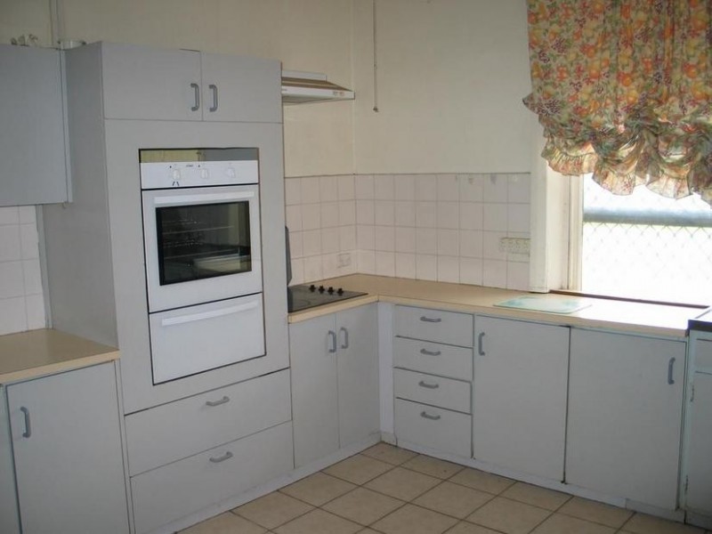 23 Fourth Street, Morgan SA 5320