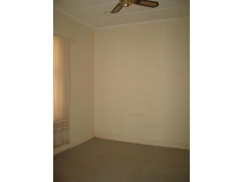 23 Fourth Street, Morgan SA 5320