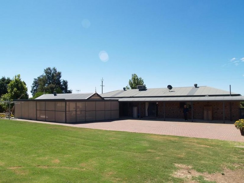 261 Playford Road, Sunlands, Waikerie SA 5330