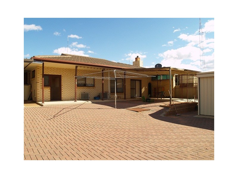 6 Marschall Street, Waikerie SA 5330