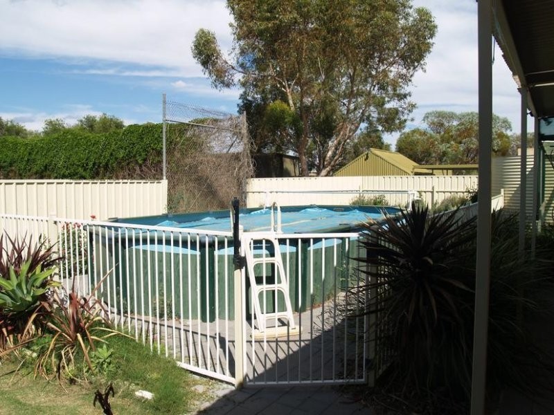 83 Pope Road, Waikerie SA 5330