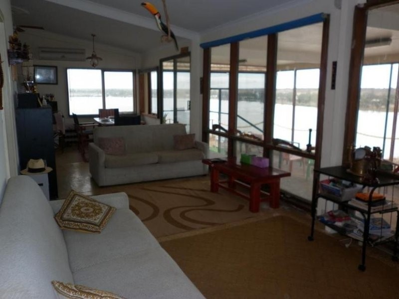 3275 Murraylands Road, Blanchetown SA 5357