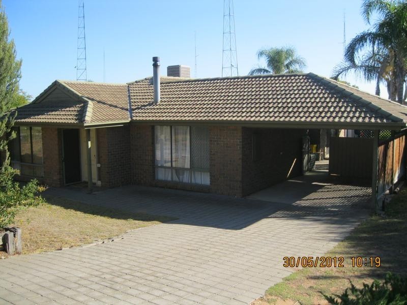 12 Harden Street, Waikerie SA 5330