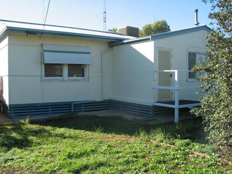 32 Kirby St, Waikerie SA 5330