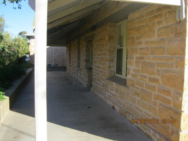 12 Lawrie Terrace, Waikerie SA 5330