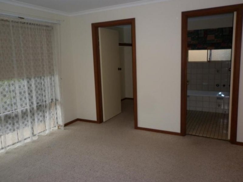 3 Sixth Street, Morgan SA 5320