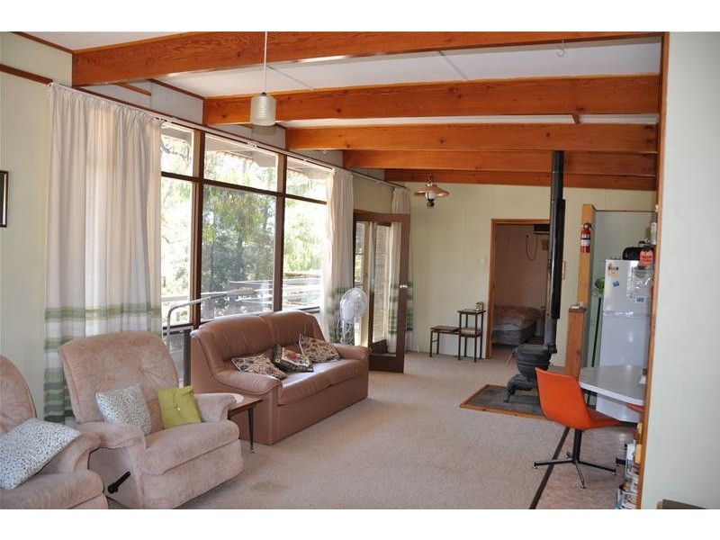 32 Echidna Avenue, Morgan SA 5320